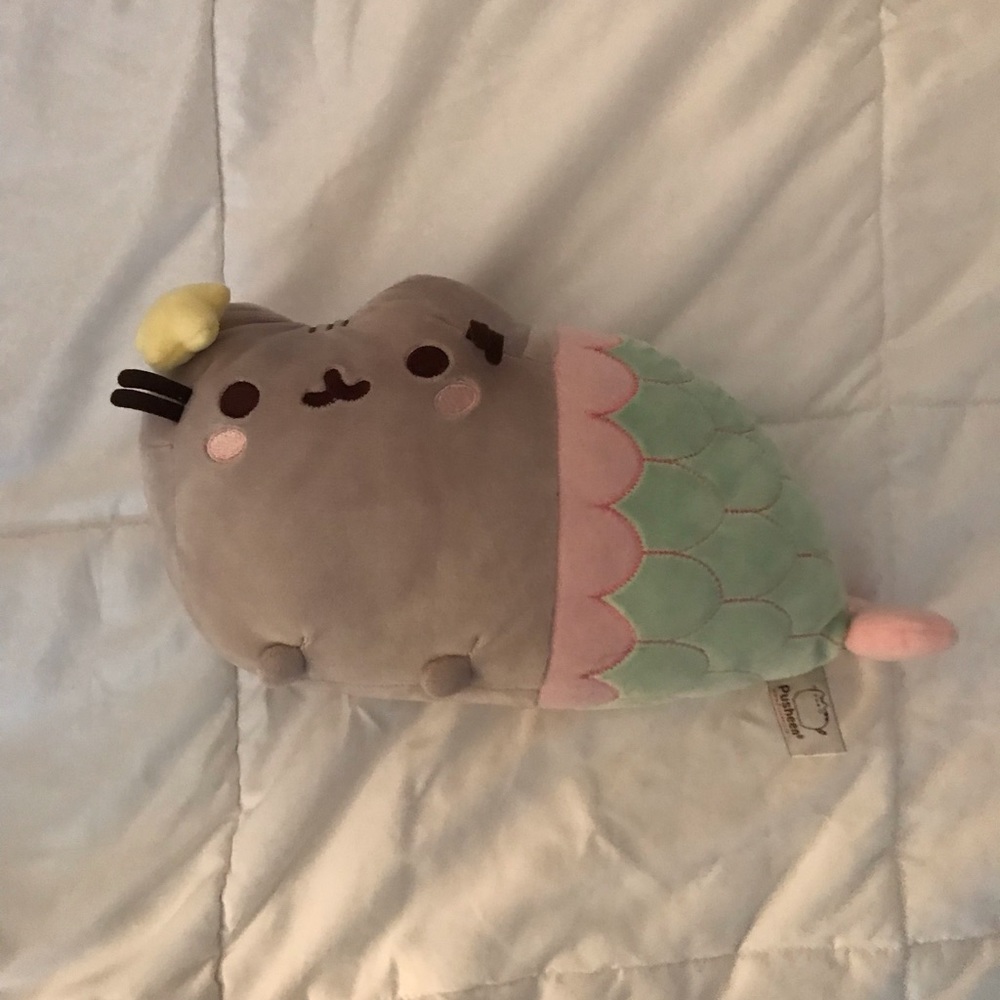 Mermaid pusheen plush